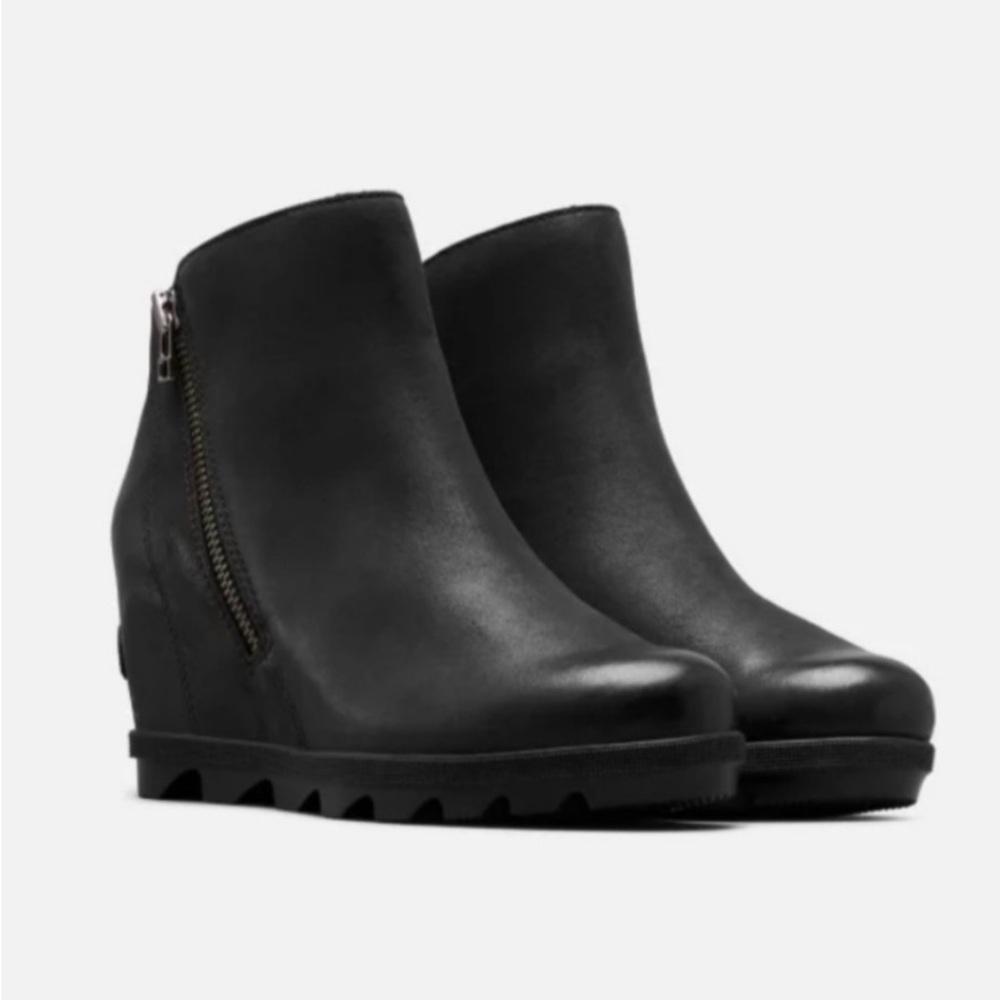 Sorel Women's Joan Of Arctic Wedge II Zip Bootie, black- size 7